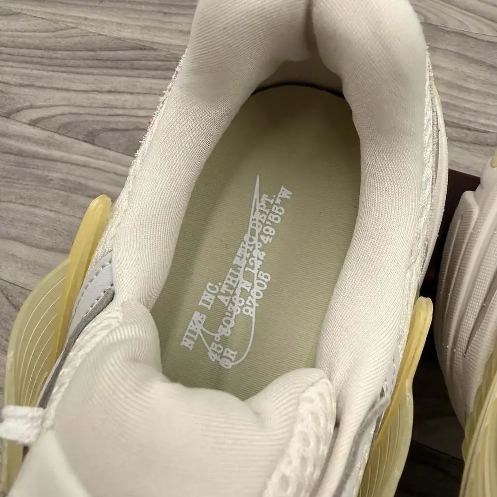 Nike V2K Run Shoes (HV4314-030, Phantom/Light Khaki. Men 10.5 / Women 12